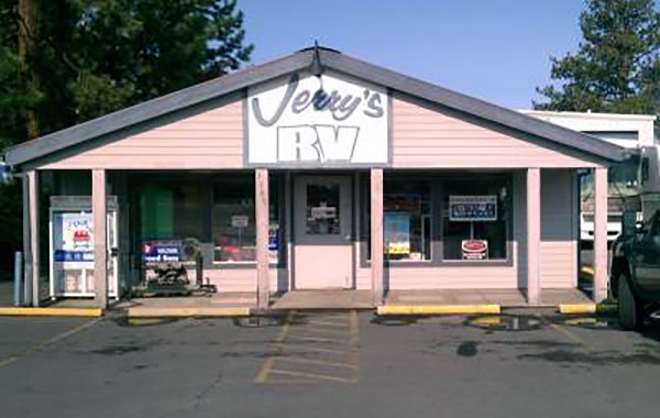 Jerry's R.V. Service Logo